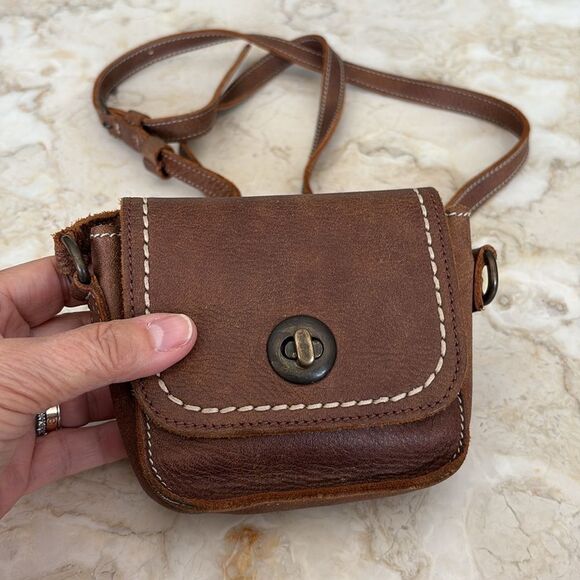 Roots Tribe Leather Mini Crossbody Bag As New - Picture 10 of 17